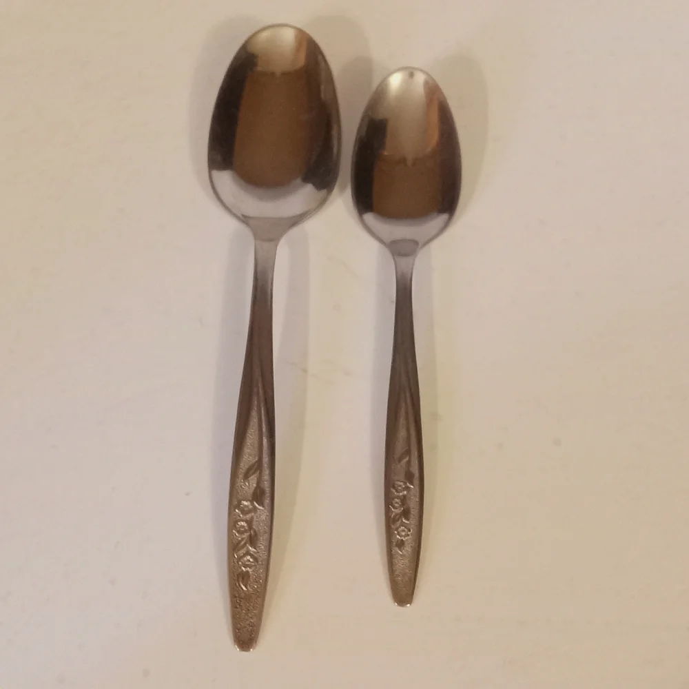 International Superior RADIANCE ROSE Spoons Lot Of 2